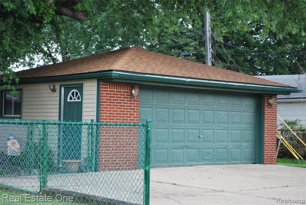 32759 Birchwood Street Property Photo 49