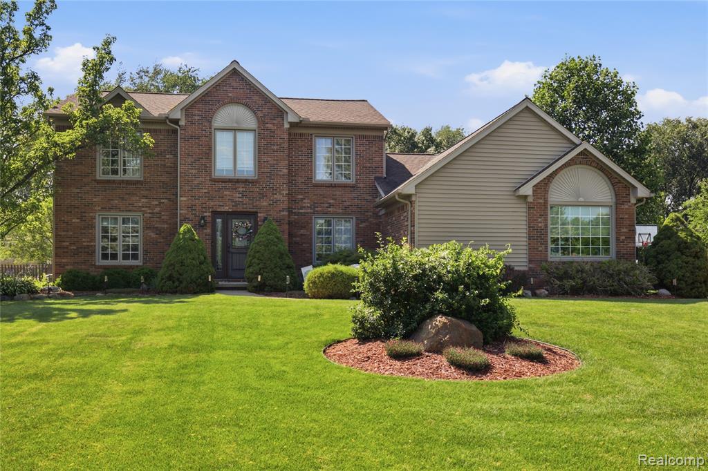 1817 Deer View Court Property Photo 1