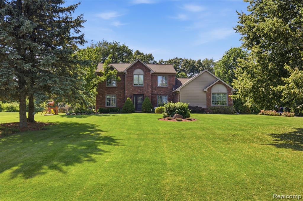 1817 Deer View Court Property Photo 2