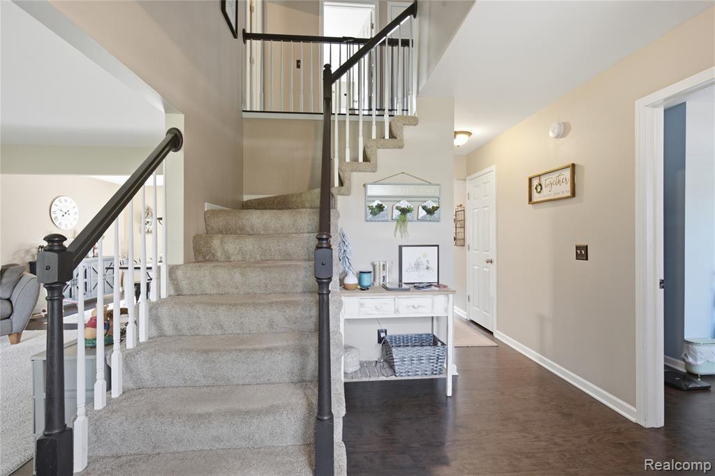 1817 Deer View Court Property Photo 10