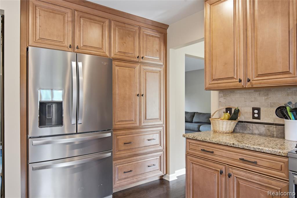 1817 Deer View Court Property Photo 15