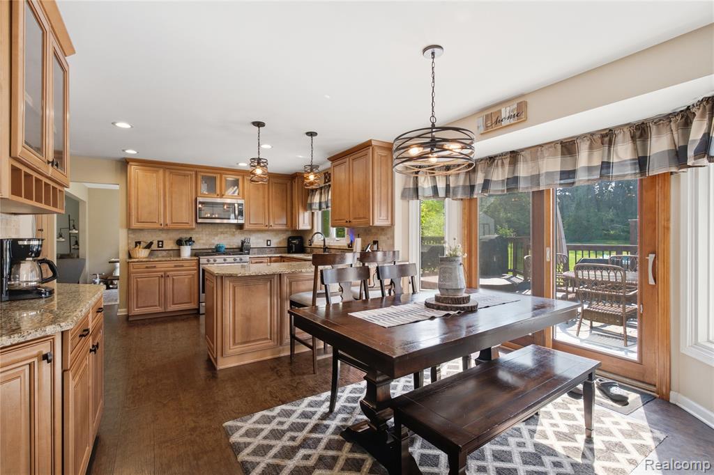 1817 Deer View Court Property Photo 17