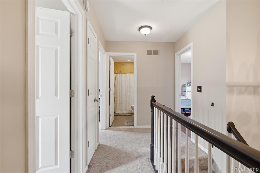 1817 Deer View Court Property Photo 28