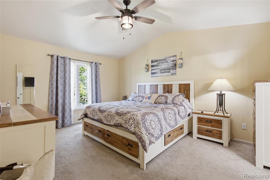 1817 Deer View Court Property Photo 31