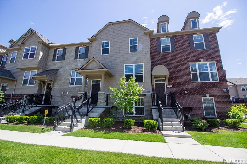 2940 GLENBAR Circle Property Photo 1