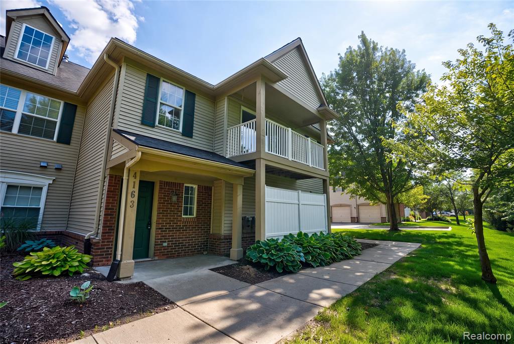 4163 Hampton Ridge Boulevard Property Photo 1