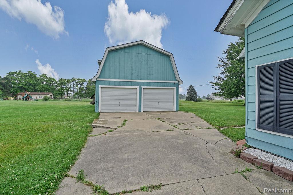 261 Fitz Road Property Photo 5