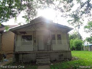 15727 Parkside Street Property Photo 1