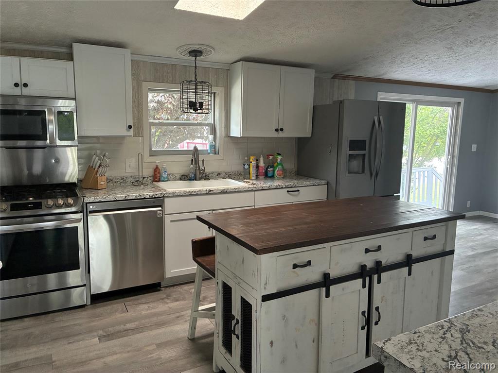 7364 Kings Court Property Photo 10