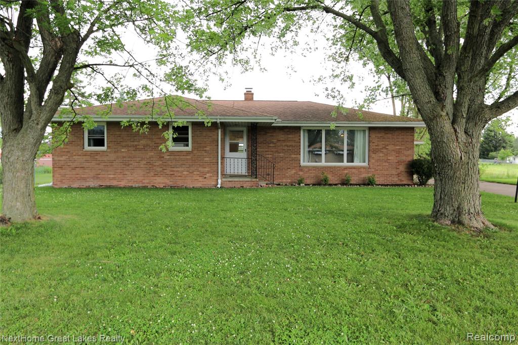 5595 Noreen Drive Property Photo 1