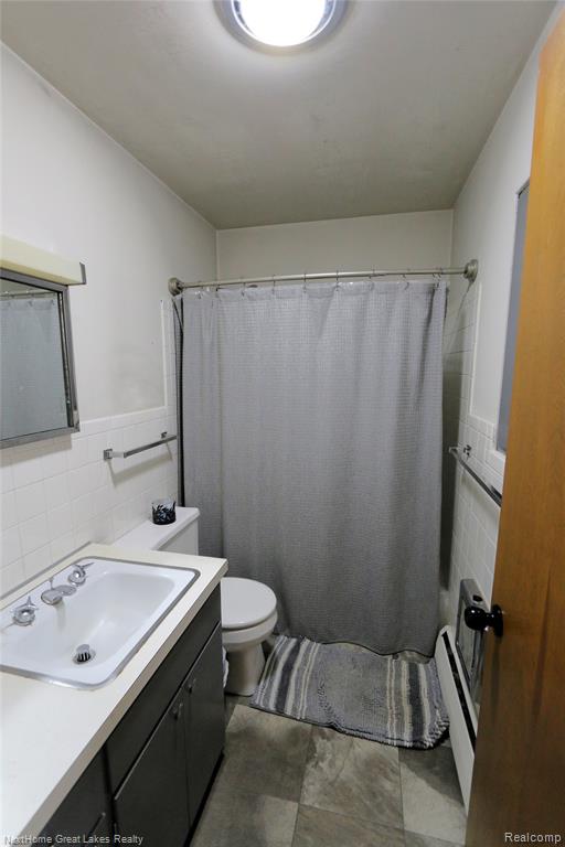 5595 Noreen Drive Property Photo 10