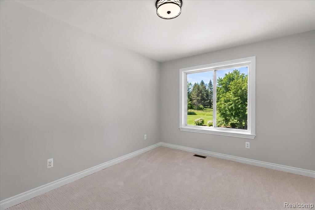 15175 Worden Rd. Property Photo 34