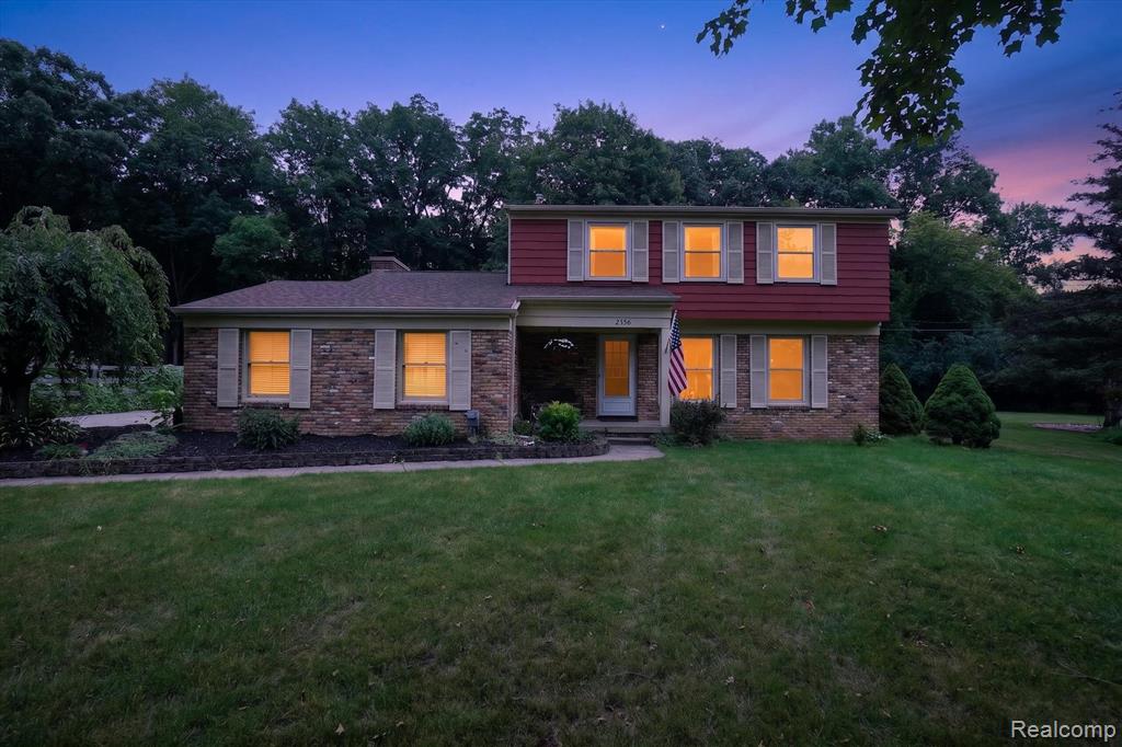 2356 Pineview Court