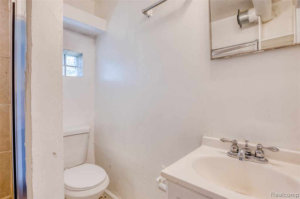95 N Hulbert Street Property Photo 16