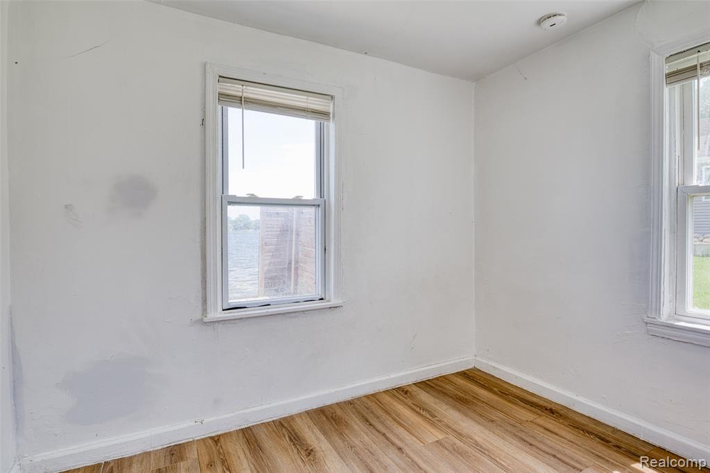 95 N Hulbert Street Property Photo 17