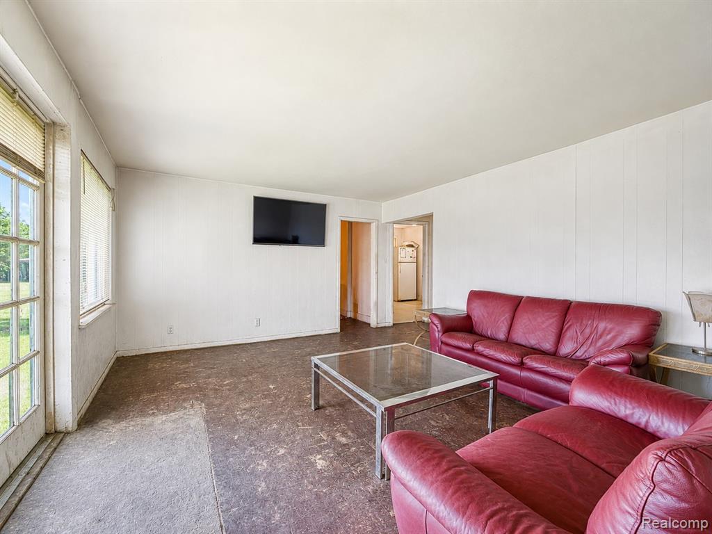 95 N Hulbert Street Property Photo 36