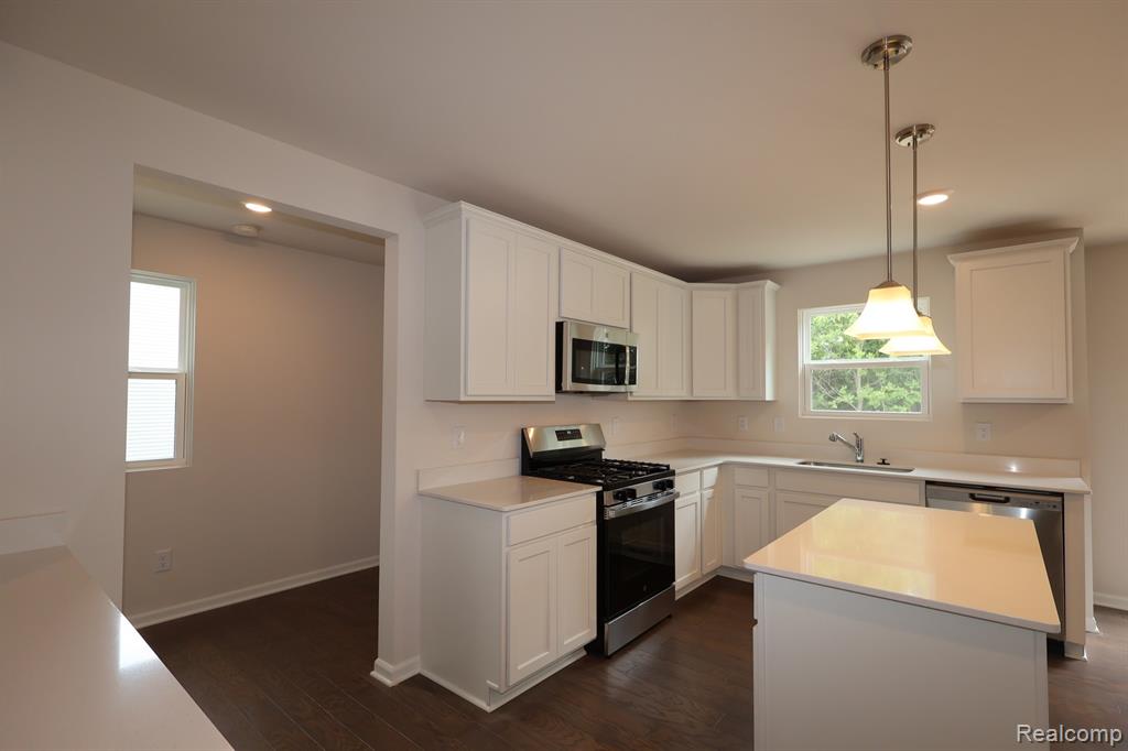 4190 Cedar Lane Property Photo 4