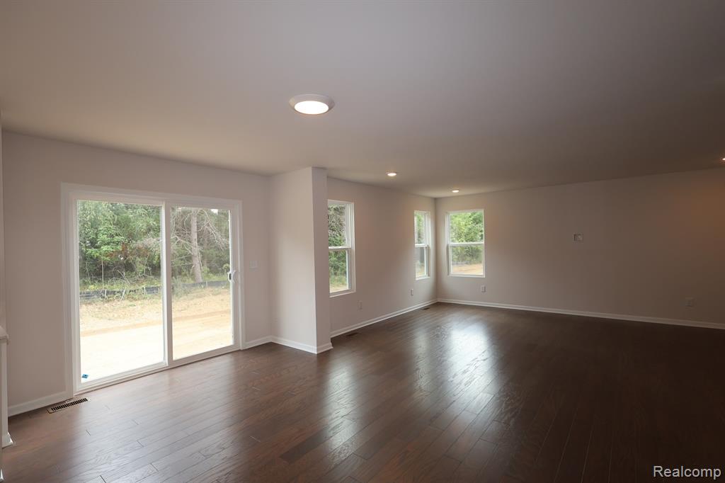 4190 Cedar Lane Property Photo 9