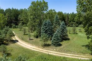 000 Dodge Rd Property Photo 11
