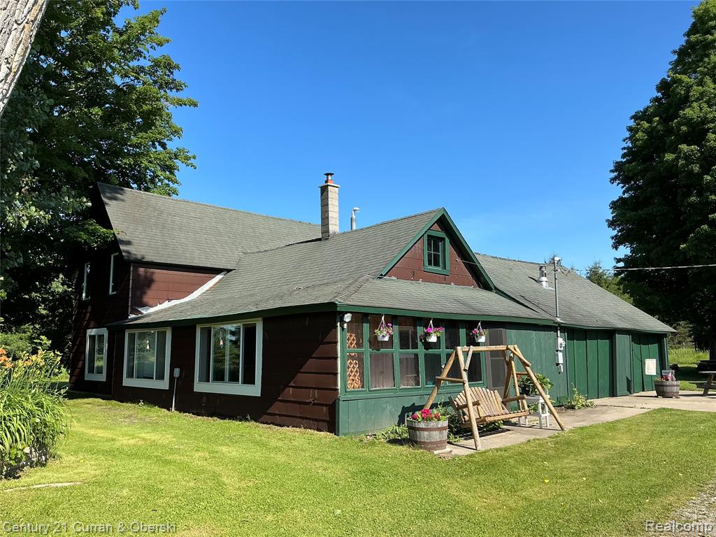 2048 County Road 612 Property Photo 3