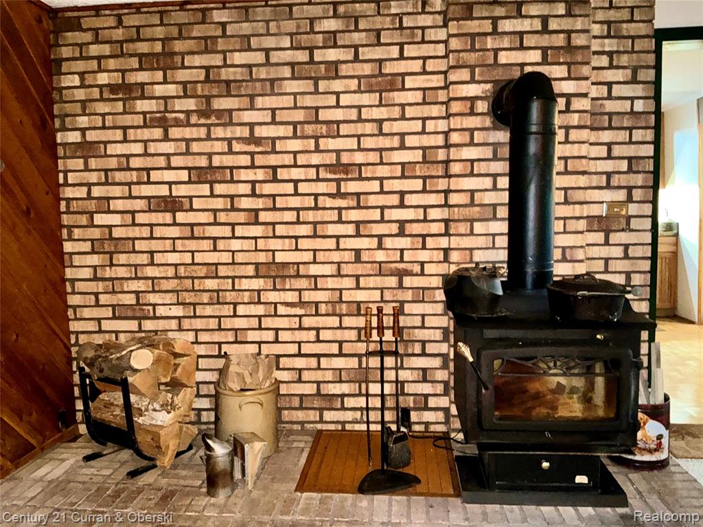 2048 County Road 612 Property Photo 10