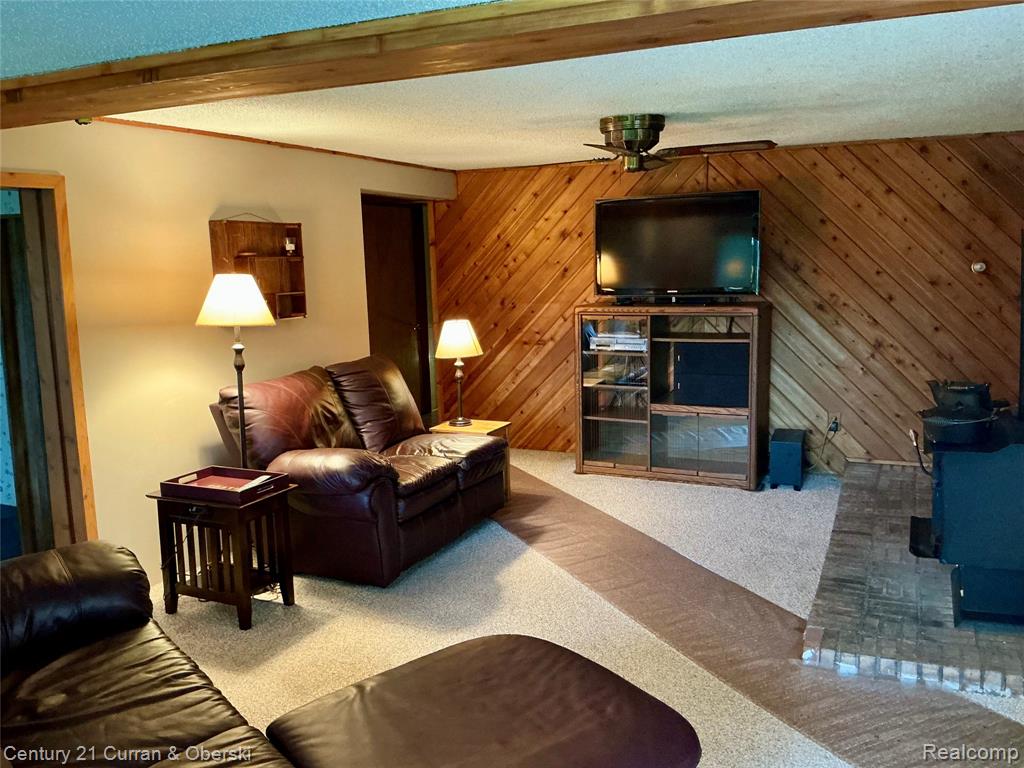 2048 County Road 612 Property Photo 11