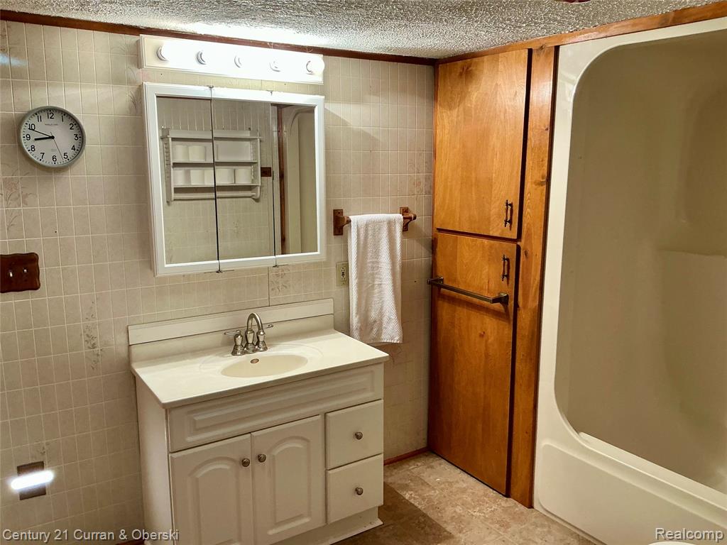 2048 County Road 612 Property Photo 20