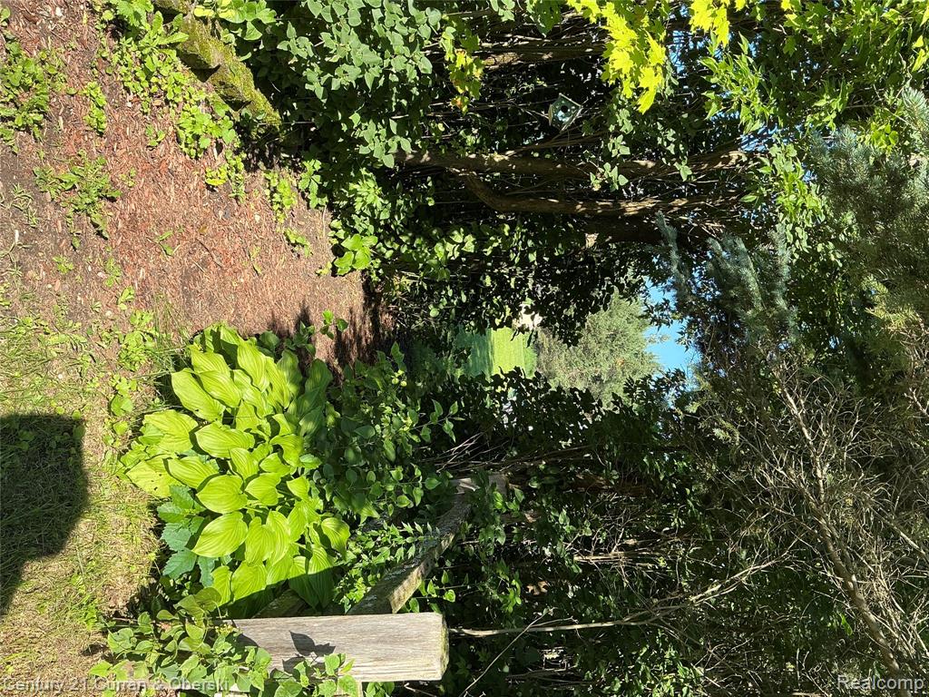 2048 County Road 612 Property Photo 35