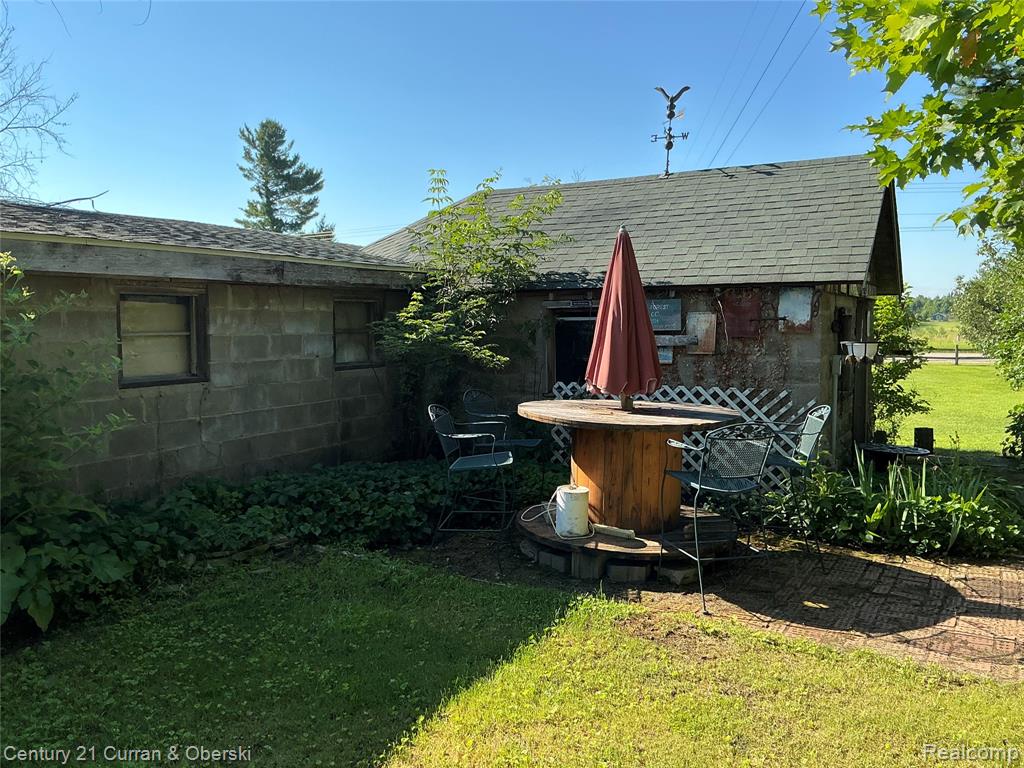 2048 County Road 612 Property Photo 37