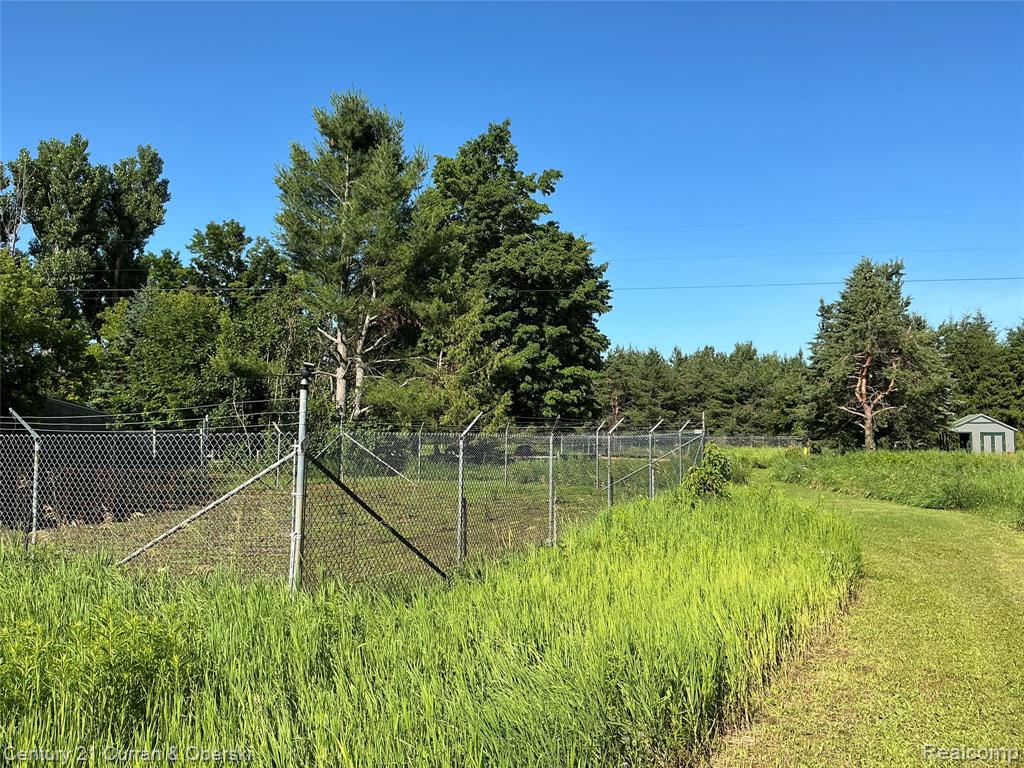 2048 County Road 612 Property Photo 44