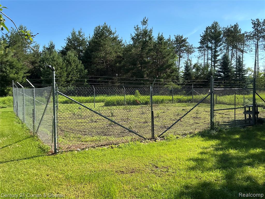 2048 County Road 612 Property Photo 48