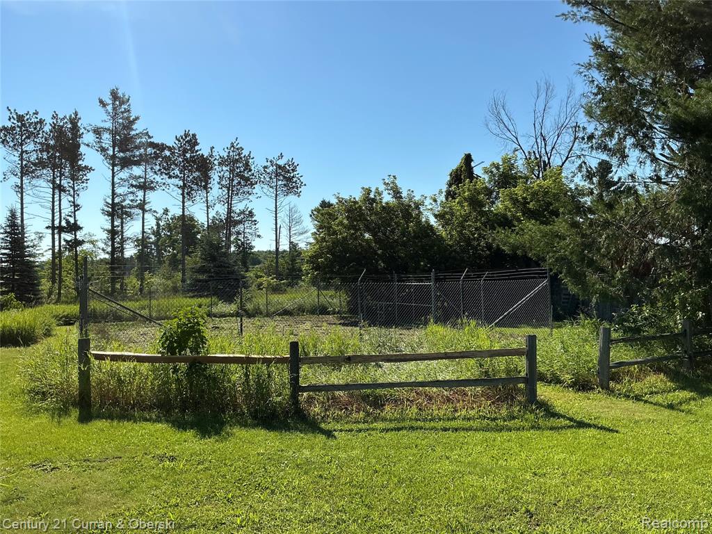 2048 County Road 612 Property Photo 52