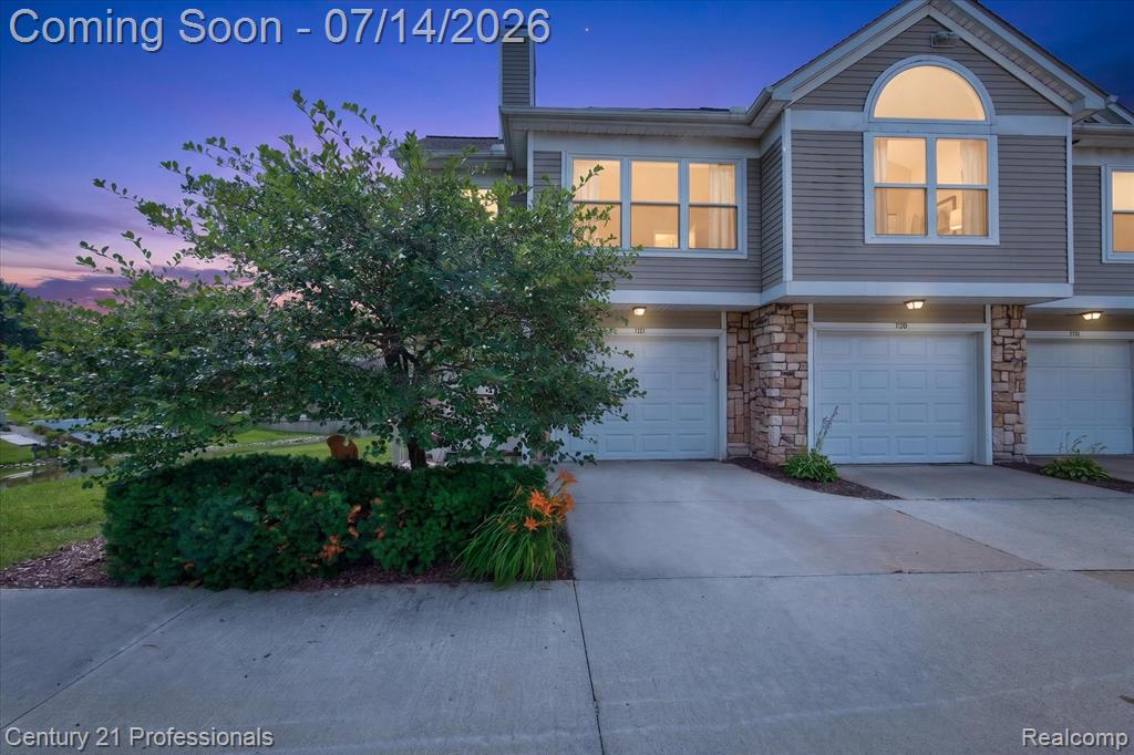 1737 Coburn Court Property Photo 1