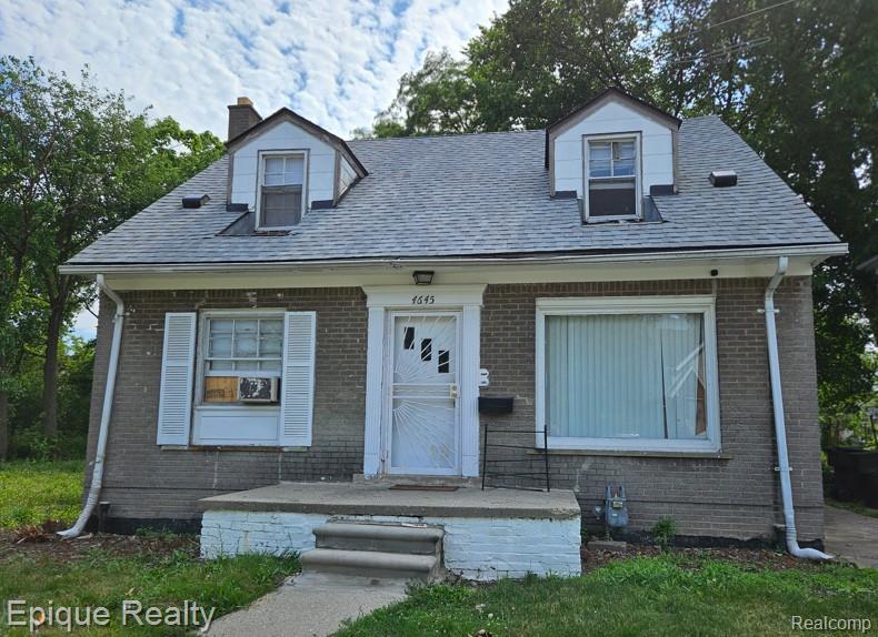 4645 Chatsworth Street Property Photo 1