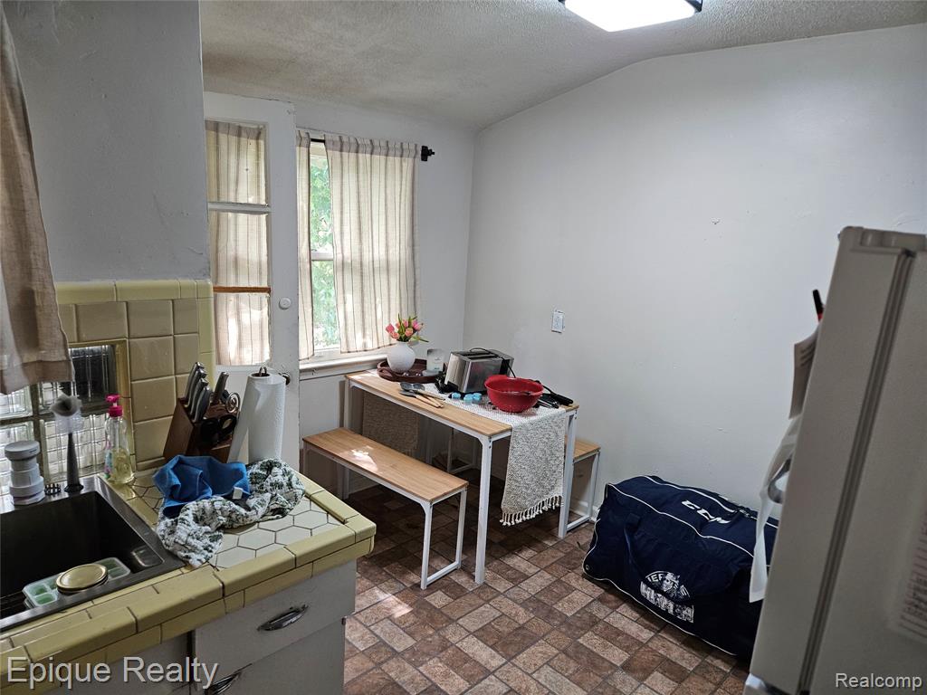 4645 Chatsworth Street Property Photo 7