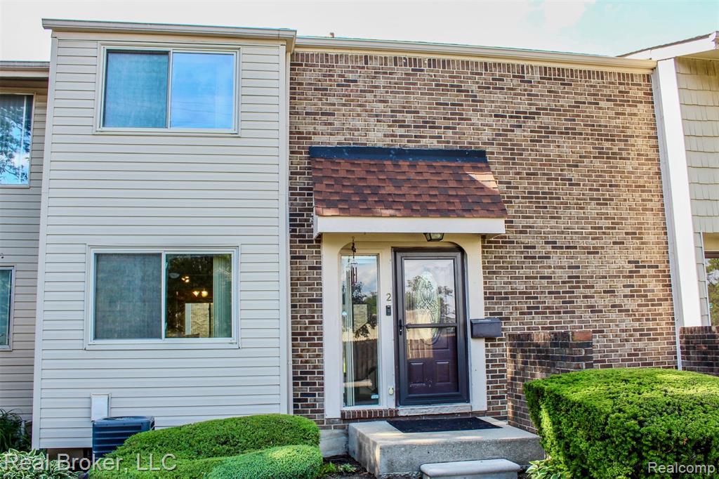 2 Woodbridge Towne Street
