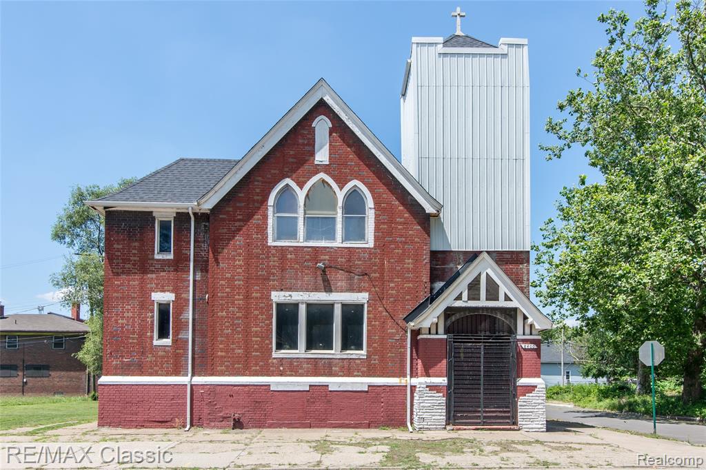 8400 Vanderbilt Vanderbilt St Street Property Photo 1