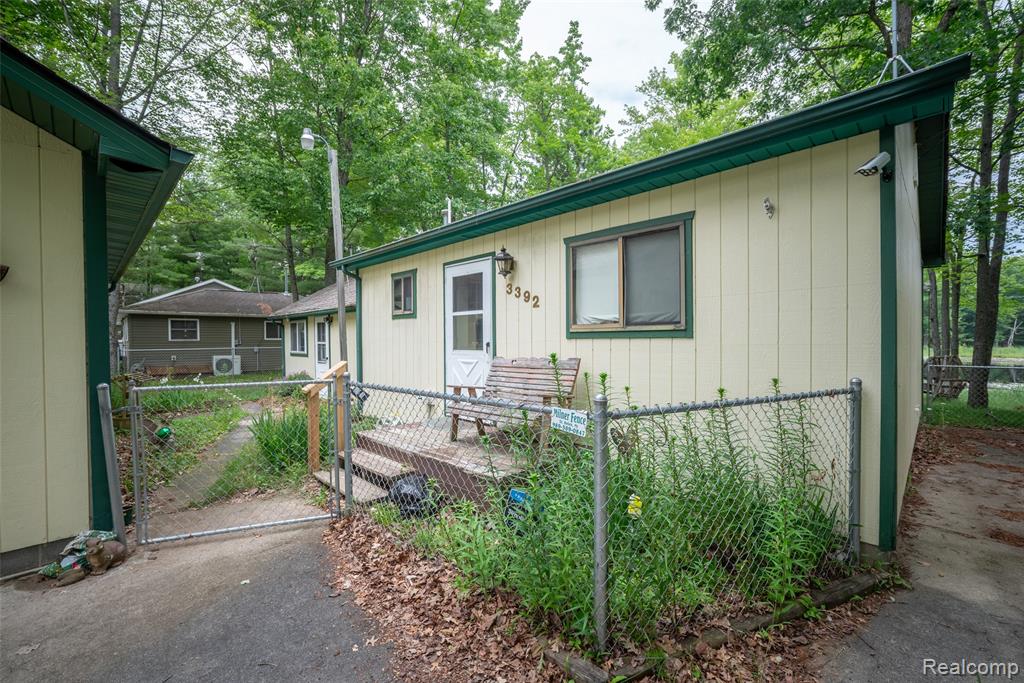3392 Columbia Drive