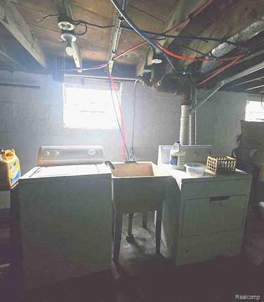 15485 Cherrylawn Street Property Photo 18