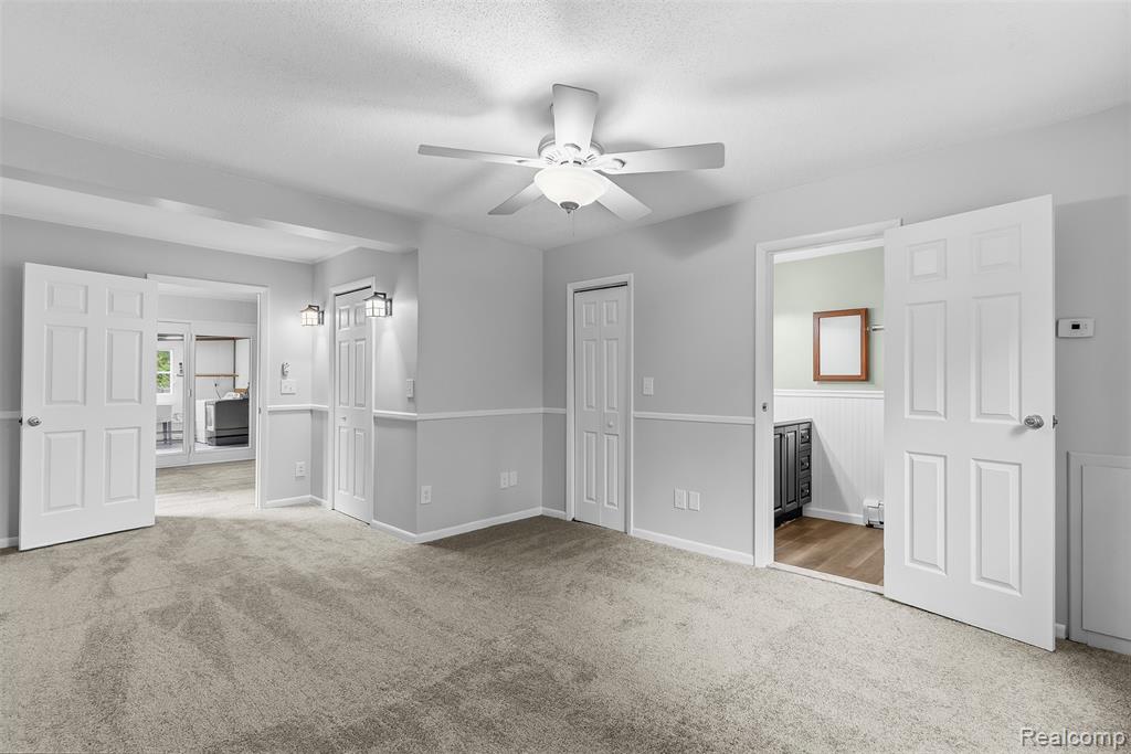 7313 River Road Property Photo 18