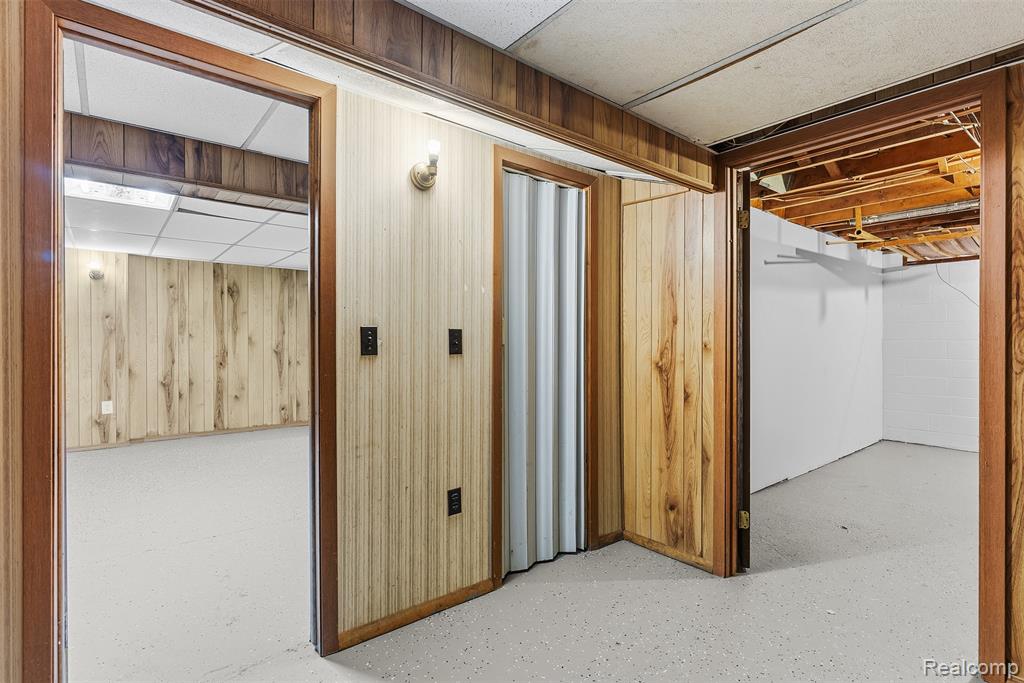 7313 River Road Property Photo 28