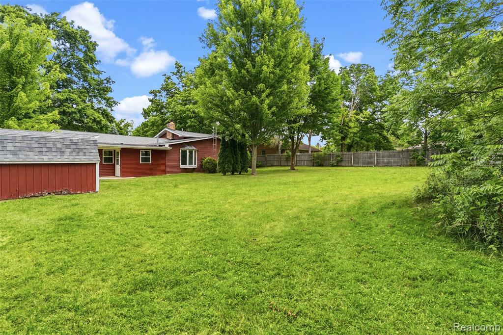 7313 River Road Property Photo 44