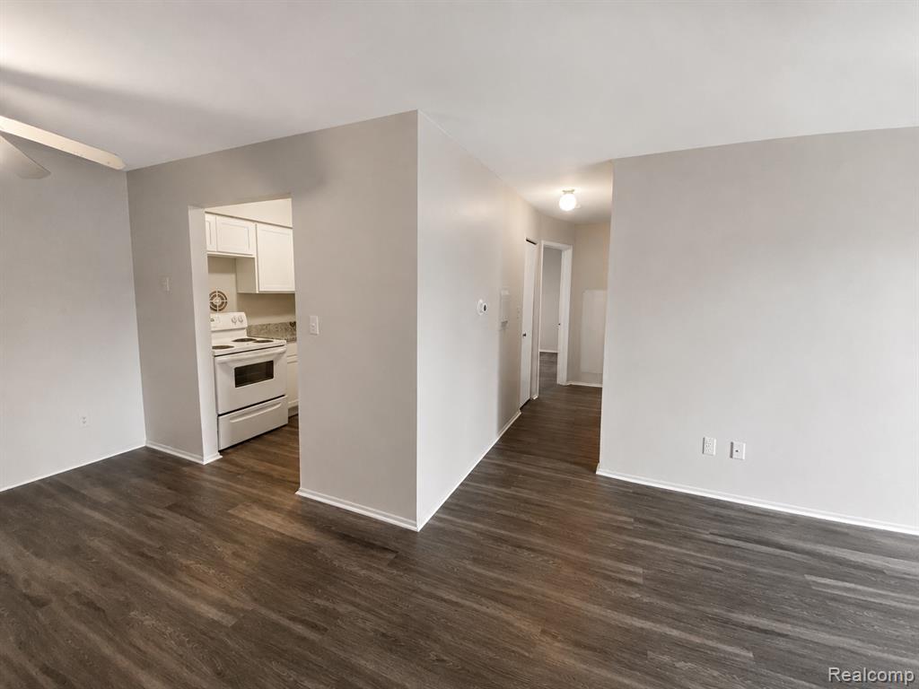 1880 Axtell Drive Property Photo 8