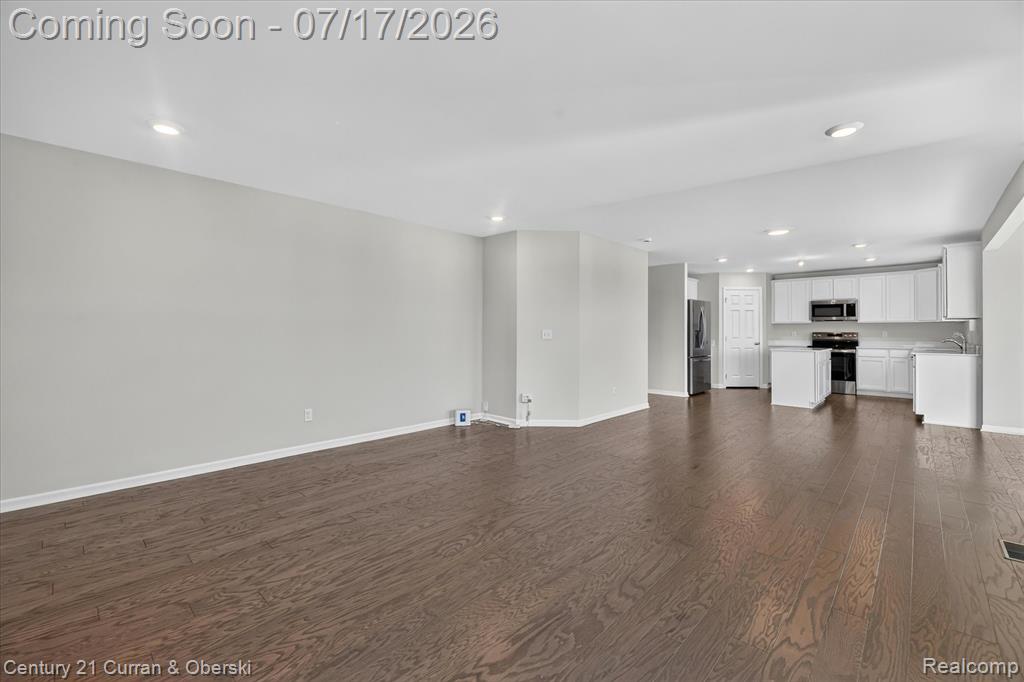 8404 Capstone Drive Property Photo 11