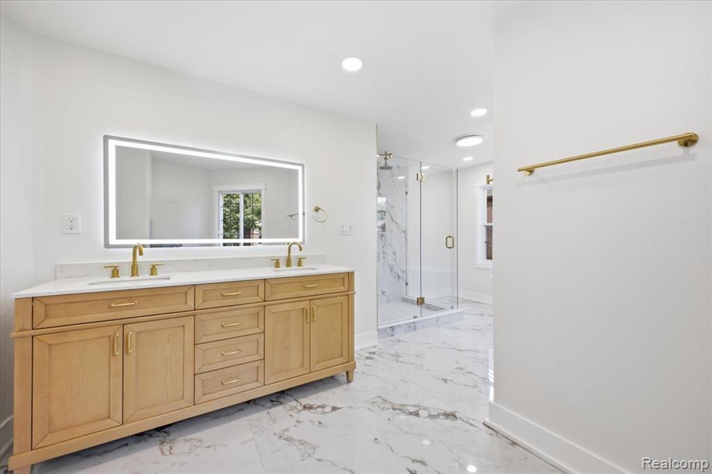 18084 Birchcrest Drive Property Photo 31