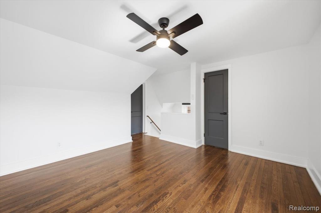 18084 Birchcrest Drive Property Photo 37