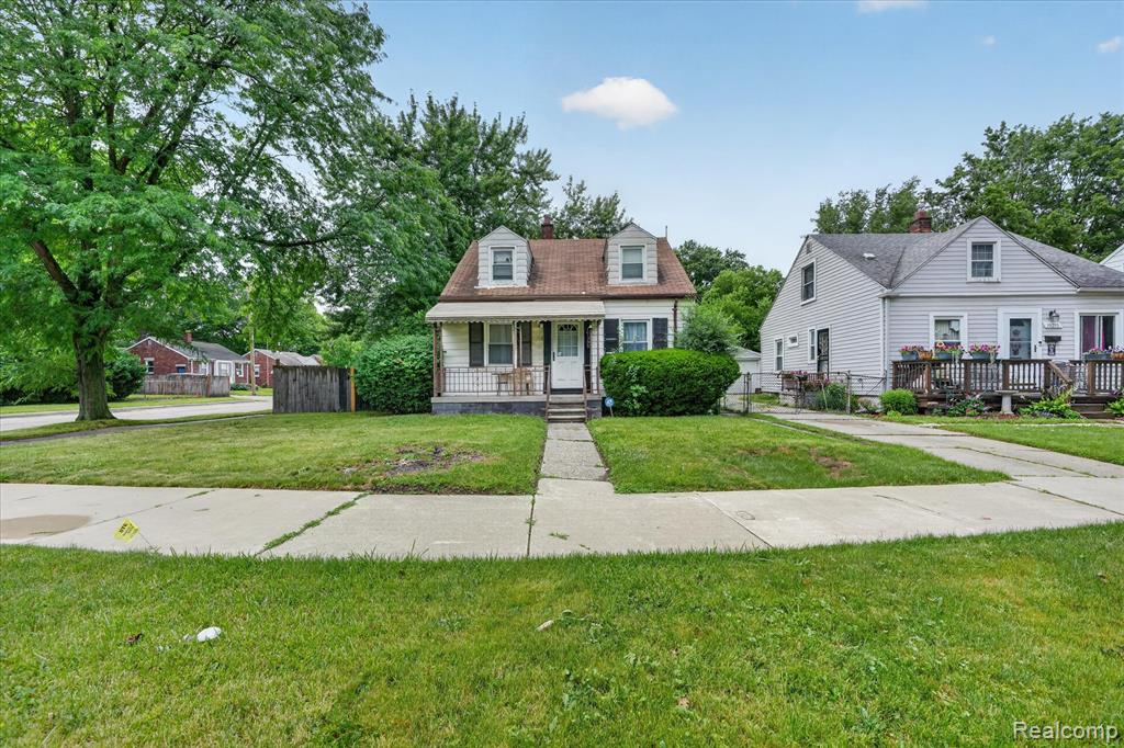 19209 Beaconsfield Street Property Photo 1