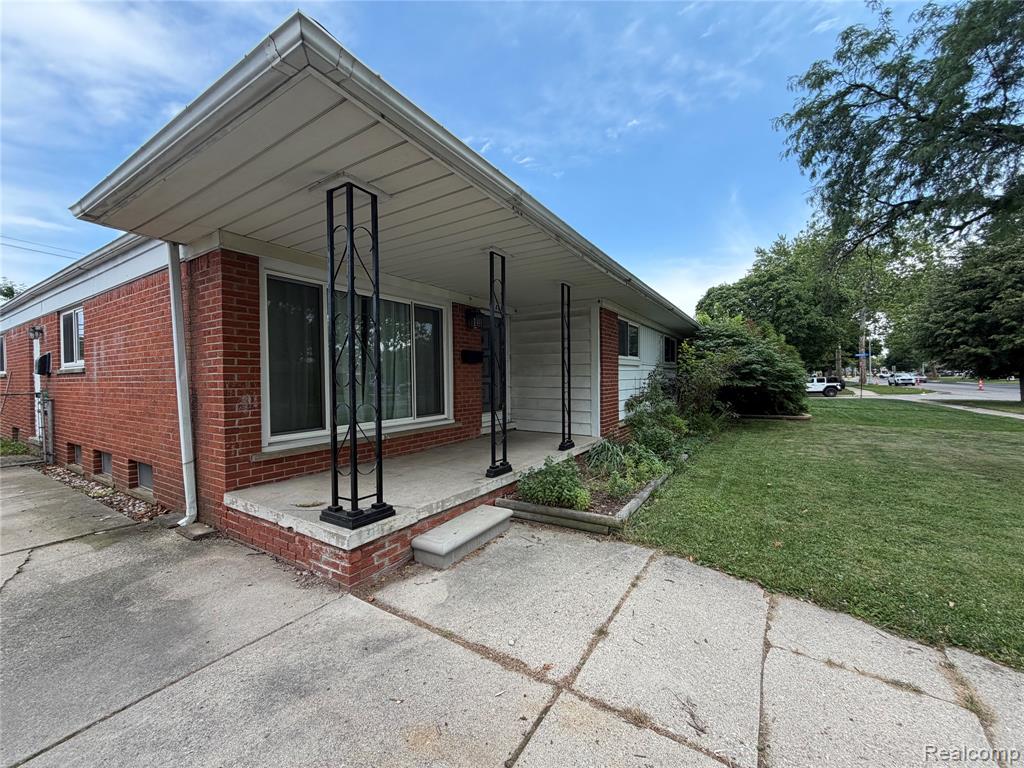 1861 Grange Road Property Photo 2