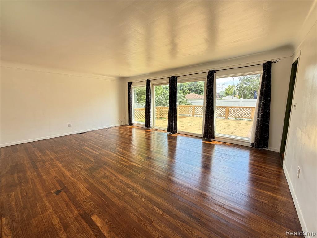 1861 Grange Road Property Photo 5