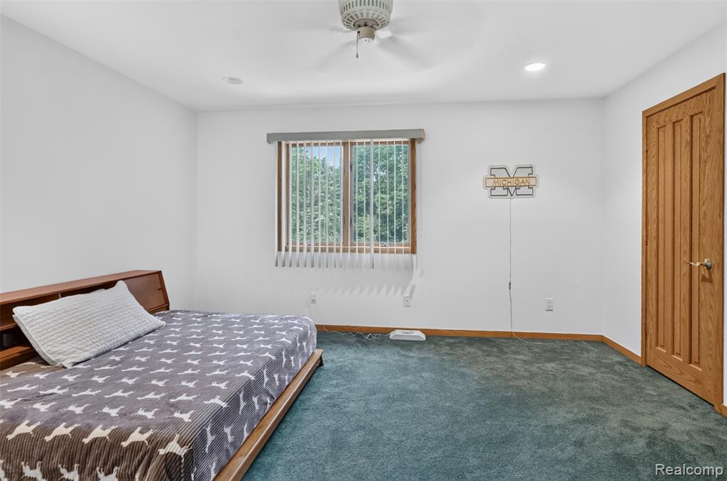 7772 Athlone Drive Property Photo 24